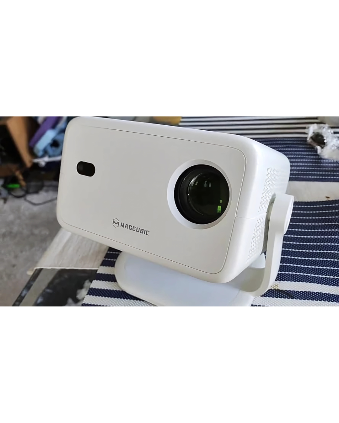Magcubic 4K 360° Projector
